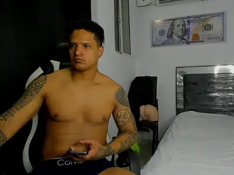 master leather online show from 03-18-26, 06:16