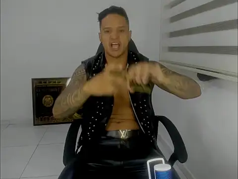 master leather online show from 03-23-26, 02:43