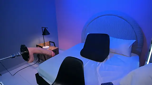 Sara rhoades online show from 04-10-26, 08:46