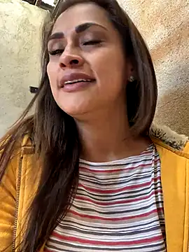 Snapshot of valeria_absurdah chatting on 11-29-25, 07:39 valeria absurdah online show from 11-29-25, 07:39