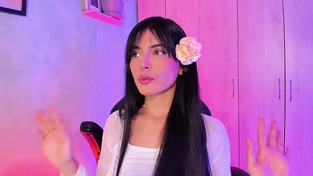 Cristal Cerati  online show from 02-17-26, 05:30