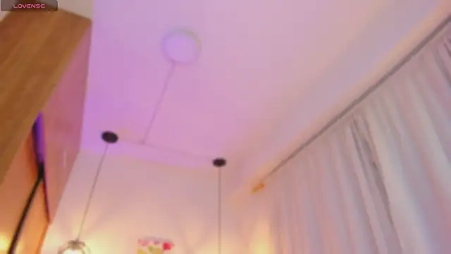 Cassiesteveens online show from 11-13-25, 10:52