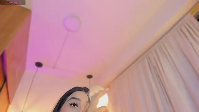 Cassiesteveens online show from 11-18-25, 11:59