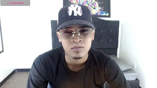 Isaacas  online show from 11-24-25, 11:43