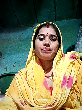 Hot kamla online show from 02-15-26, 07:16