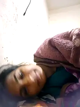 Kumari gairl online show from 12-17-25, 11:33