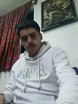 Junior 47 online show from 11-25-25, 05:18