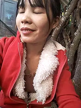 Snapshot of gugu0022 chatting on 11-22-25, 02:21 gugu0022 online show from 11-22-25, 02:21