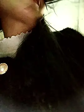 Snapshot of gugu0022 chatting on 12-15-25, 08:40 gugu0022 online show from 12-15-25, 08:40