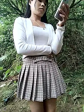 Snapshot of gugu0022 chatting on 04-27-26, 10:24 gugu0022 online show from 04-27-26, 10:24