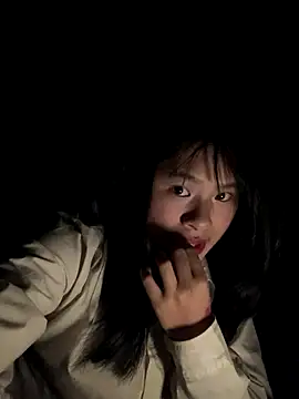 Snapshot of Rainbow2006 chatting on 11-16-25, 02:00 Rainbow2006 online show from 11-16-25, 02:00