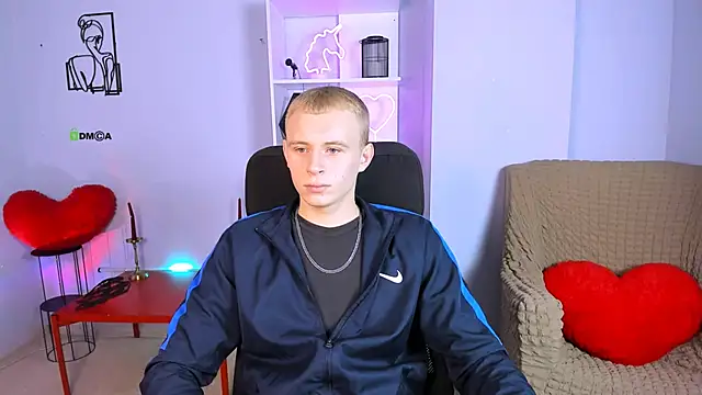 Snapshot of rafael_bien chatting on 11-21-25, 06:56 rafael bien online show from 11-21-25, 06:56