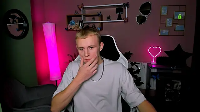 Snapshot of rafael_bien chatting on 11-30-25, 08:13 rafael bien online show from 11-30-25, 08:13