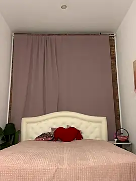 Shy Vivi online show from 11-23-25, 01:22