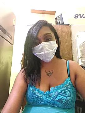 Dharshini98 online show from 12-15-25, 01:21