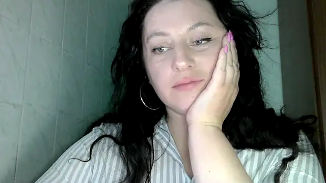 MelinaAx online show from 04-18-26, 06:34