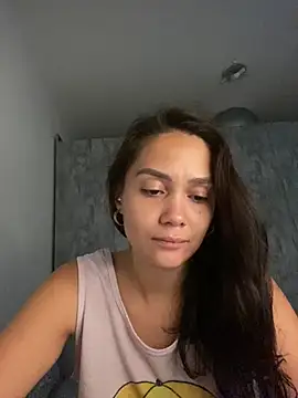 carolsapequinha online show from 04-02-26, 04:04