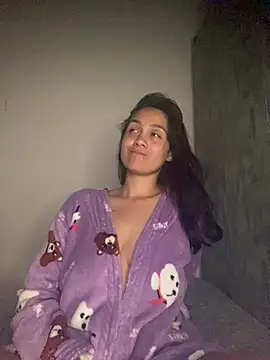 carolsapequinha online show from 06-26-26, 04:06