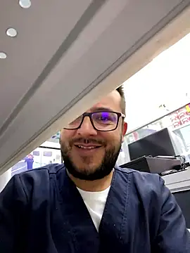 Snapshot of Manolovega chatting on 11-16-25, 08:03 Manolovega online show from 11-16-25, 08:03