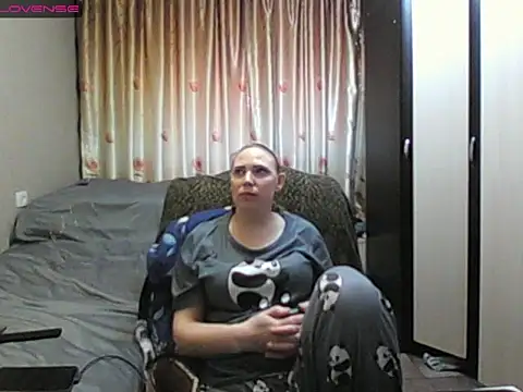 JenniDeep online show from 04-05-26, 01:19