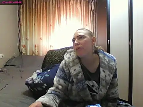 Snapshot of JenniDeep chatting on 04-29-26, 07:34 JenniDeep online show from 04-29-26, 07:34