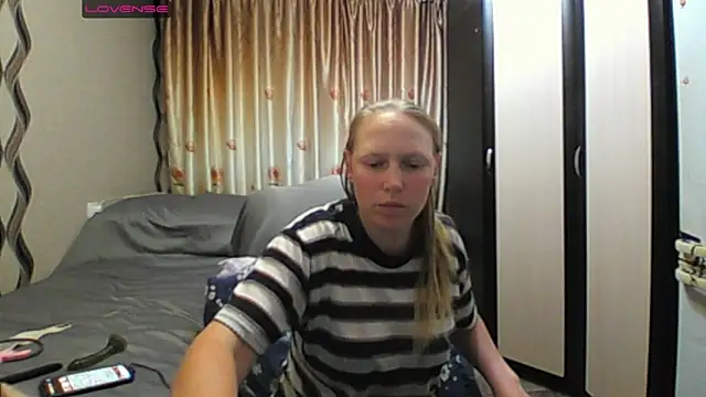 JenniDeep online show from 05-31-26, 05:53