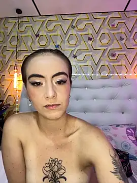 MelanyyJhonson15 online show from 04-17-26, 02:36