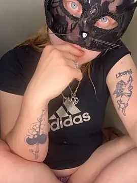 secretcouple 00 online show from 04-25-26, 09:45