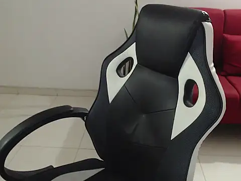 SeleneeRousse online show from 03-10-26, 05:12