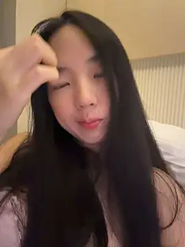 TinyBabe online show from 04-10-26, 02:22