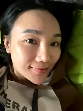 Snapshot of dusi-cute chatting on 11-14-25, 05:22 dusi-cute online show from 11-14-25, 05:22