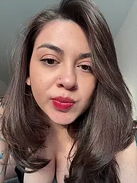 Lovynna online show from 04-24-26, 03:36