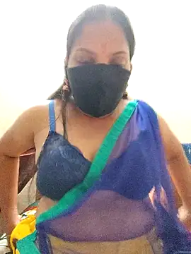 Snapshot of mahalaxmi_teluguammai chatting on 11-13-25, 05:45 mahalaxmi teluguammai online show from 11-13-25, 05:45