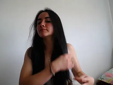 Snapshot of eva_rushh chatting on 11-18-25, 03:16 eva rushh online show from 11-18-25, 03:16