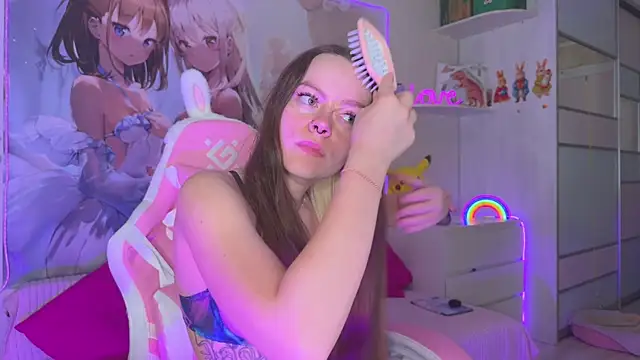 CheekySashaCharm online show from 07-19-26, 10:30