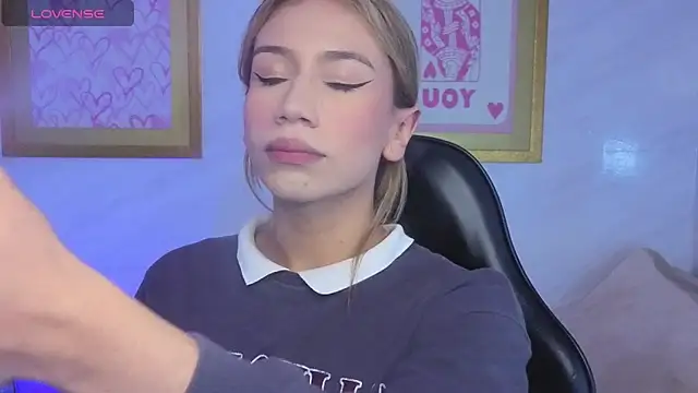 Evy Luxx v online show from 03-20-26, 03:33