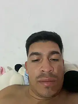 Snapshot of danielhot2004 chatting on 11-13-25, 05:56 danielhot2004 online show from 11-13-25, 05:56