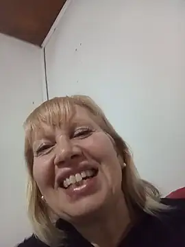SexyMilf1211 online show from 05-12-26, 12:08