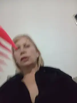 SexyMilf1211 online show from 05-15-26, 11:39