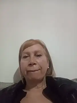 SexyMilf1211 online show from 05-19-26, 10:54
