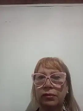 SexyMilf1211 online show from 05-20-26, 10:32