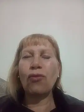 SexyMilf1211 online show from 05-27-26, 12:51