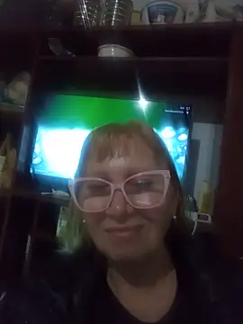 SexyMilf1211 online show from 05-31-26, 07:37