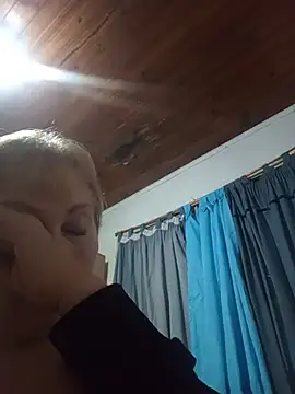 SexyMilf1211 online show from 06-06-26, 11:04
