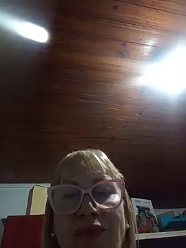 SexyMilf1211 online show from 06-12-26, 12:15