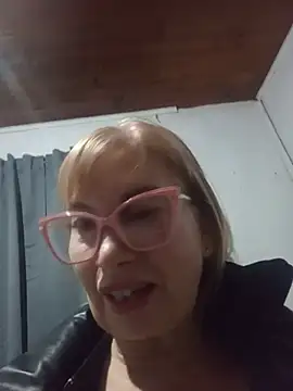 SexyMilf1211 online show from 06-30-26, 11:22
