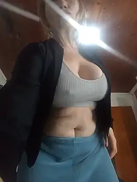 SexyMilf1211 online show from 07-20-26, 10:50