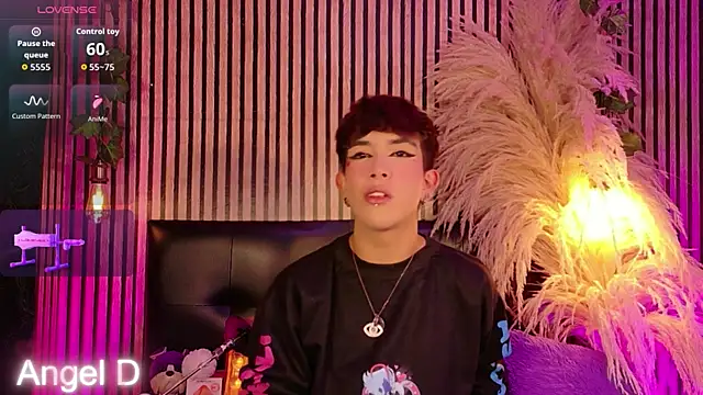 Angeldust19 online show from 04-25-26, 03:20