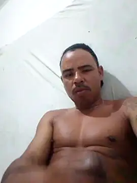 morenoosafado18cm online show from 12-03-25, 09:46