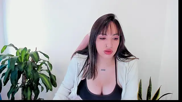 SOFIA SWEETT22 online show from 11-14-25, 05:00